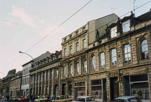 Vorschaubild Potsdam: Wilhelm-Pieck-Straße, nördliche Seite (Charlottenstraße) Nr. 100-108 (Foto 1989)